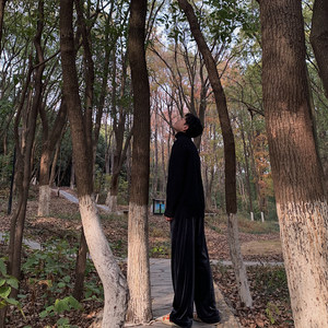 莱莱来了资料,莱莱来了最新歌曲,莱莱来了MV视频,莱莱来了音乐专辑,莱莱来了好听的歌