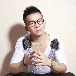 彭齐资料,彭齐最新歌曲,彭齐MV视频,彭齐音乐专辑,彭齐好听的歌