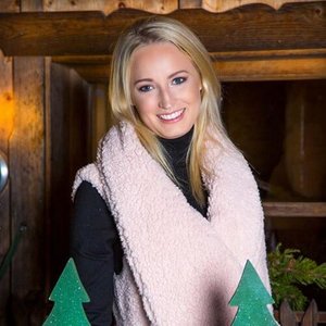 Julia Buchner资料,Julia Buchner最新歌曲,Julia BuchnerMV视频,Julia Buchner音乐专辑,Julia Buchner好听的歌