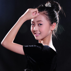 罗芸婷资料,罗芸婷最新歌曲,罗芸婷MV视频,罗芸婷音乐专辑,罗芸婷好听的歌