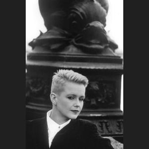 Mathilde Santing资料,Mathilde Santing最新歌曲,Mathilde SantingMV视频,Mathilde Santing音乐专辑,Mathilde Santing好听的歌