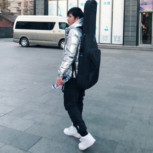 翟秋硕资料,翟秋硕最新歌曲,翟秋硕MV视频,翟秋硕音乐专辑,翟秋硕好听的歌