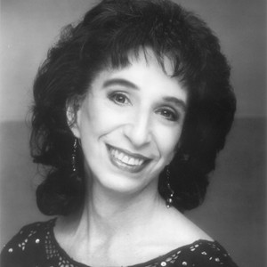 Isabelle Ganz资料,Isabelle Ganz最新歌曲,Isabelle GanzMV视频,Isabelle Ganz音乐专辑,Isabelle Ganz好听的歌