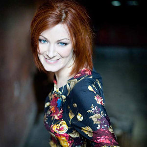 Orla Fallon资料,Orla Fallon最新歌曲,Orla FallonMV视频,Orla Fallon音乐专辑,Orla Fallon好听的歌