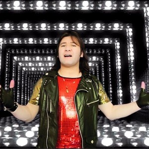 Ulughjon资料,Ulughjon最新歌曲,UlughjonMV视频,Ulughjon音乐专辑,Ulughjon好听的歌