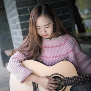 黛西的津威呢资料,黛西的津威呢最新歌曲,黛西的津威呢MV视频,黛西的津威呢音乐专辑,黛西的津威呢好听的歌