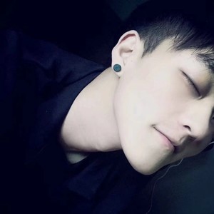 麓R资料,麓R最新歌曲,麓RMV视频,麓R音乐专辑,麓R好听的歌