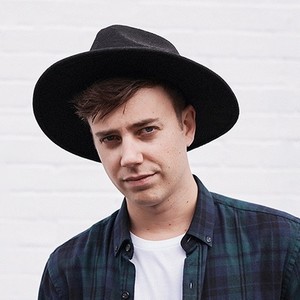 Dave Winnel资料,Dave Winnel最新歌曲,Dave WinnelMV视频,Dave Winnel音乐专辑,Dave Winnel好听的歌