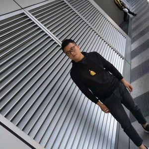 洛尘资料,洛尘最新歌曲,洛尘MV视频,洛尘音乐专辑,洛尘好听的歌