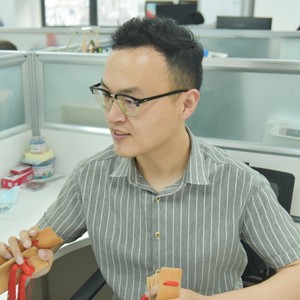 黄尧资料,黄尧最新歌曲,黄尧MV视频,黄尧音乐专辑,黄尧好听的歌