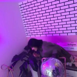 依婷资料,依婷最新歌曲,依婷MV视频,依婷音乐专辑,依婷好听的歌