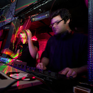 D**e Arcade资料,D**e Arcade最新歌曲,D**e ArcadeMV视频,D**e Arcade音乐专辑,D**e Arcade好听的歌