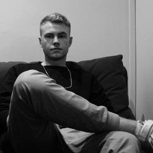 Edvard Normann资料,Edvard Normann最新歌曲,Edvard NormannMV视频,Edvard Normann音乐专辑,Edvard Normann好听的歌