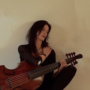 Hille Pearl资料,Hille Pearl最新歌曲,Hille PearlMV视频,Hille Pearl音乐专辑,Hille Pearl好听的歌