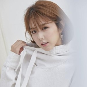 邵雨薇资料,邵雨薇最新歌曲,邵雨薇MV视频,邵雨薇音乐专辑,邵雨薇好听的歌