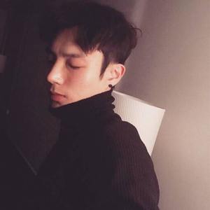 蜜汁微笑资料,蜜汁微笑最新歌曲,蜜汁微笑MV视频,蜜汁微笑音乐专辑,蜜汁微笑好听的歌