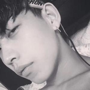 2Fiv5资料,2Fiv5最新歌曲,2Fiv5MV视频,2Fiv5音乐专辑,2Fiv5好听的歌