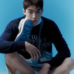 札仑比资料,札仑比最新歌曲,札仑比MV视频,札仑比音乐专辑,札仑比好听的歌