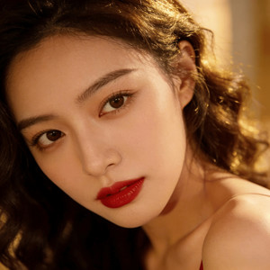 白蓝衣资料,白蓝衣最新歌曲,白蓝衣MV视频,白蓝衣音乐专辑,白蓝衣好听的歌