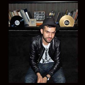 Awe资料,Awe最新歌曲,AweMV视频,Awe音乐专辑,Awe好听的歌