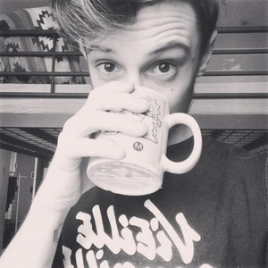 KYLI资料,KYLI最新歌曲,KYLIMV视频,KYLI音乐专辑,KYLI好听的歌