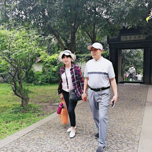 孙成金 - 牡丹花和放羊娃