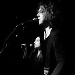 Hurricane Bells资料,Hurricane Bells最新歌曲,Hurricane BellsMV视频,Hurricane Bells音乐专辑,Hurricane Bells好听的歌