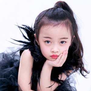 施静萱资料,施静萱最新歌曲,施静萱MV视频,施静萱音乐专辑,施静萱好听的歌