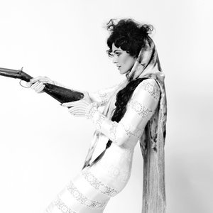 Lilian Hak资料,Lilian Hak最新歌曲,Lilian HakMV视频,Lilian Hak音乐专辑,Lilian Hak好听的歌