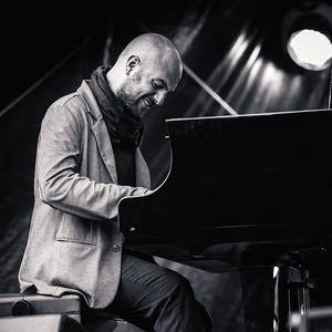 Shai Maestro资料,Shai Maestro最新歌曲,Shai MaestroMV视频,Shai Maestro音乐专辑,Shai Maestro好听的歌