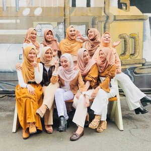 Wafa Bahiyya Haneesa资料,Wafa Bahiyya Haneesa最新歌曲,Wafa Bahiyya HaneesaMV视频,Wafa Bahiyya Haneesa音乐专辑,Wafa Bahiyya Haneesa好听的歌