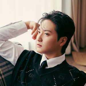 申光一 (신광일)资料,申光一 (신광일)最新歌曲,申光一 (신광일)MV视频,申光一 (신광일)音乐专辑,申光一 (신광일)好听的歌