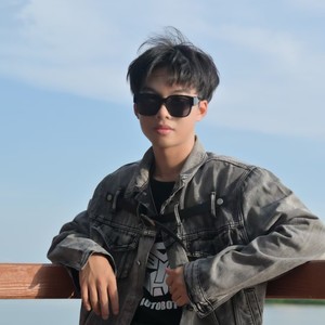 黄奋翔资料,黄奋翔最新歌曲,黄奋翔MV视频,黄奋翔音乐专辑,黄奋翔好听的歌