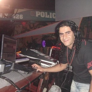 Cosmic Tone资料,Cosmic Tone最新歌曲,Cosmic ToneMV视频,Cosmic Tone音乐专辑,Cosmic Tone好听的歌