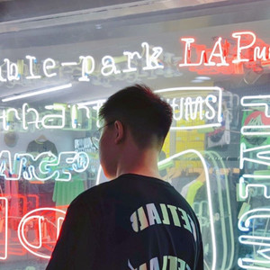 YoungBrian资料,YoungBrian最新歌曲,YoungBrianMV视频,YoungBrian音乐专辑,YoungBrian好听的歌