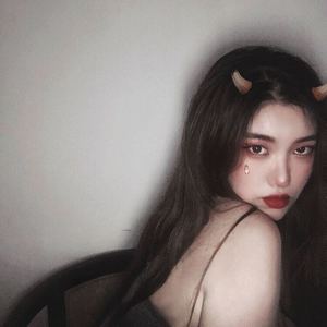 王好腻害资料,王好腻害最新歌曲,王好腻害MV视频,王好腻害音乐专辑,王好腻害好听的歌