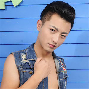 伯颜资料,伯颜最新歌曲,伯颜MV视频,伯颜音乐专辑,伯颜好听的歌