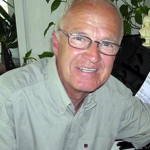 Bertil Englund资料,Bertil Englund最新歌曲,Bertil EnglundMV视频,Bertil Englund音乐专辑,Bertil Englund好听的歌