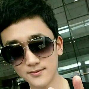 罗罗资料,罗罗最新歌曲,罗罗MV视频,罗罗音乐专辑,罗罗好听的歌