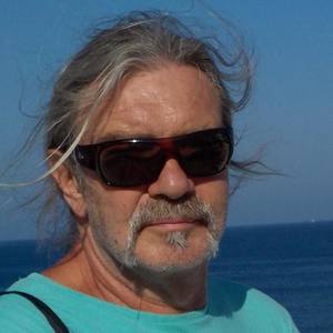 Darius Golab Golebiewski资料,Darius Golab Golebiewski最新歌曲,Darius Golab GolebiewskiMV视频,Darius Golab Golebiewski音乐专辑,Darius Golab Golebiewski好听的歌