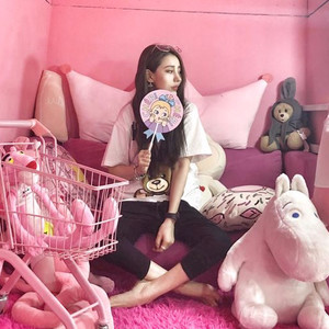 李佳恩资料,李佳恩最新歌曲,李佳恩MV视频,李佳恩音乐专辑,李佳恩好听的歌