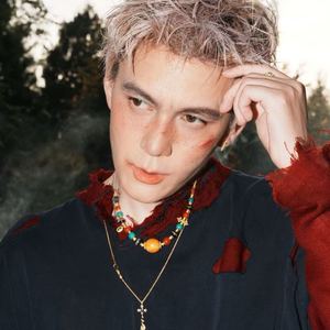 君君资料,君君最新歌曲,君君MV视频,君君音乐专辑,君君好听的歌