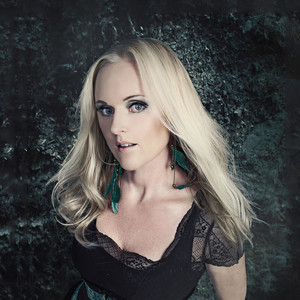 Liv Kristine资料,Liv Kristine最新歌曲,Liv KristineMV视频,Liv Kristine音乐专辑,Liv Kristine好听的歌