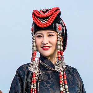 王雨芬资料,王雨芬最新歌曲,王雨芬MV视频,王雨芬音乐专辑,王雨芬好听的歌