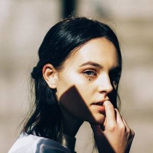 Soren Bryce资料,Soren Bryce最新歌曲,Soren BryceMV视频,Soren Bryce音乐专辑,Soren Bryce好听的歌