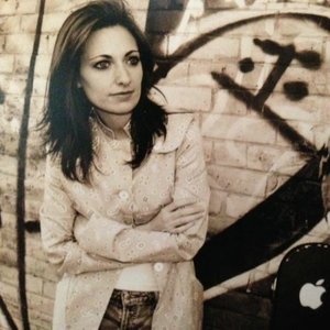 Nicole McKenna资料,Nicole McKenna最新歌曲,Nicole McKennaMV视频,Nicole McKenna音乐专辑,Nicole McKenna好听的歌