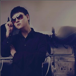 喆群资料,喆群最新歌曲,喆群MV视频,喆群音乐专辑,喆群好听的歌