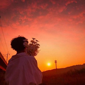 木弦资料,木弦最新歌曲,木弦MV视频,木弦音乐专辑,木弦好听的歌