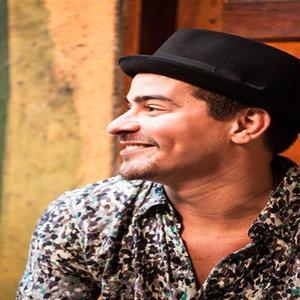 Thiago Martins资料,Thiago Martins最新歌曲,Thiago MartinsMV视频,Thiago Martins音乐专辑,Thiago Martins好听的歌