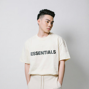 黄新峰资料,黄新峰最新歌曲,黄新峰MV视频,黄新峰音乐专辑,黄新峰好听的歌